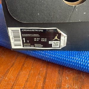 Jordan 6 Retro size 1y